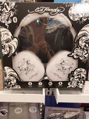 Ed Hardy White Skull Bluetooth Headphones